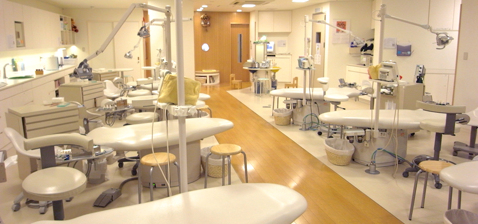 大阪八尾市で子どもの歯科・矯正の歯医者をお探しならどんぐり小児歯科